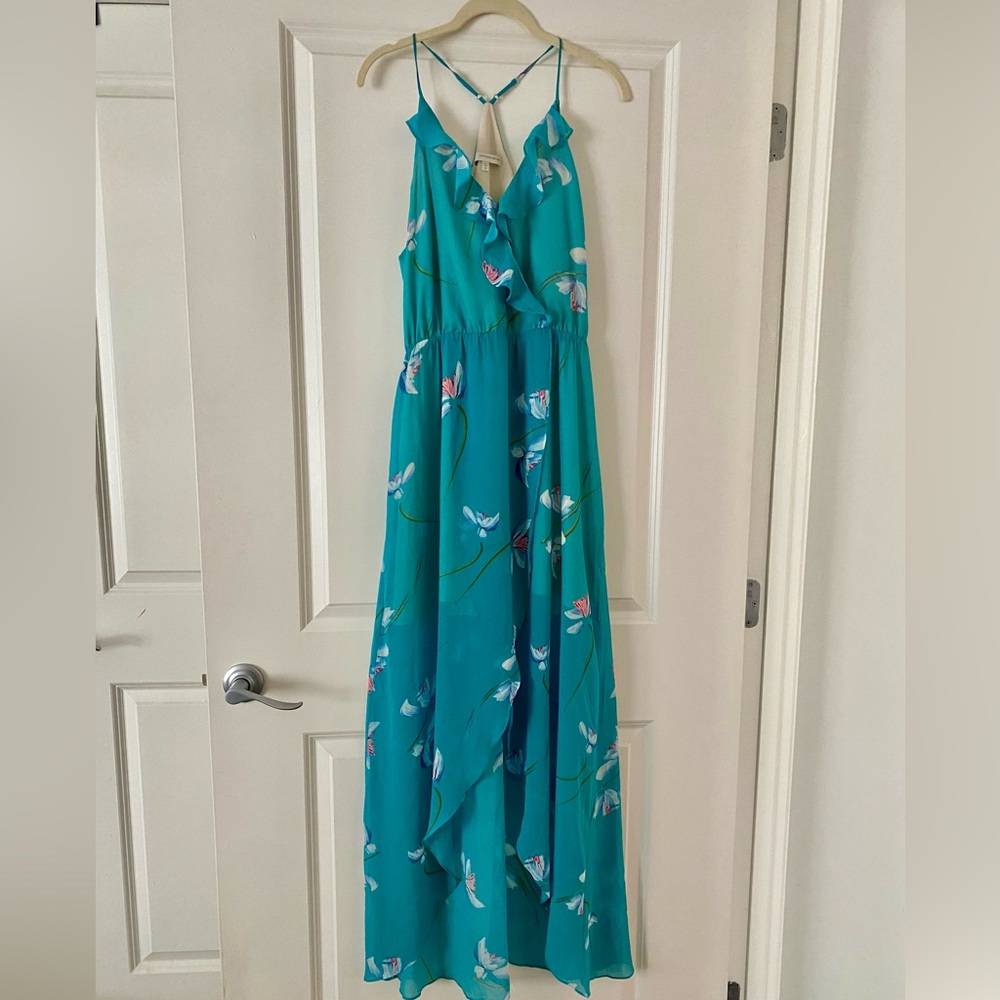 NEW Lavender Brown floral maxi dress!! Size Small!